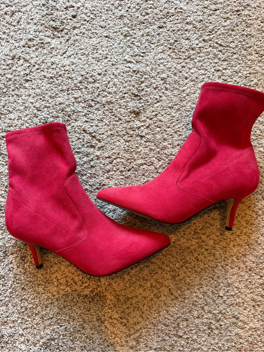 Marc Fisher Red Suede Pointed-Toe Ankle Boots with Side Zip Sz 7